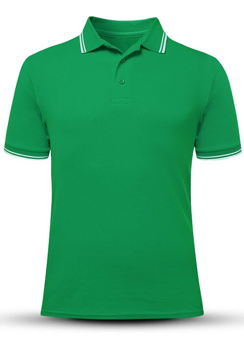 草綠色翻領T恤衫