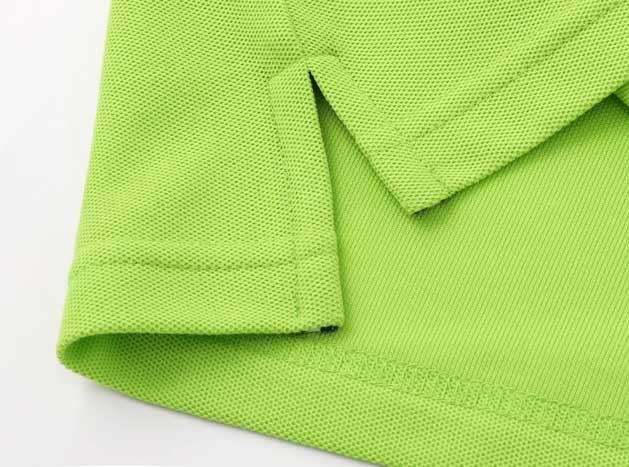 1898號時(shí)尚翻領(lǐng)短袖POLO衫訂做之成衣下擺叉細(xì)節(jié)展示圖